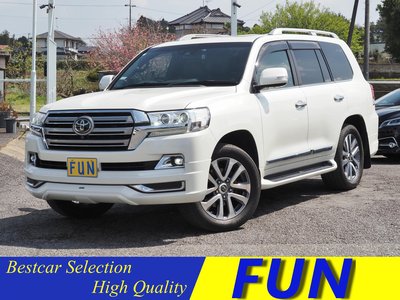 TOYOTA LAND CRUISER 200 - 1