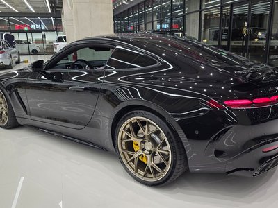 MERCEDES-BENZ GT AMG - 2