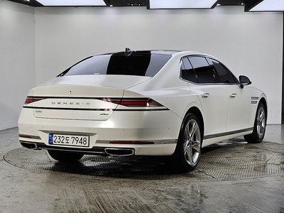 صورة 4 لـ 2023 Genesis G90 (RS4)