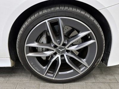 MERCEDES-BENZ E-CLASS - 6