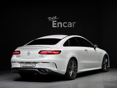 MERCEDES-BENZ E-CLASS - 4
