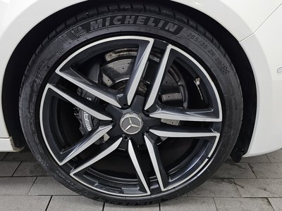 2019 Mercedes-BENZ E-CLASS photo 8