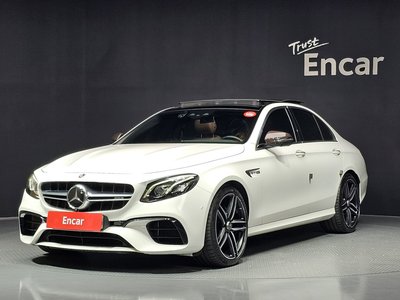 2019 Mercedes-BENZ E-CLASS photo 1