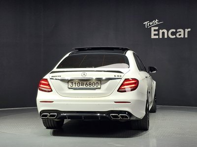 2019 Mercedes-BENZ E-CLASS photo 4