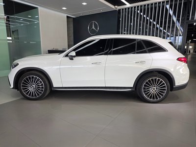 MERCEDES-BENZ GLC - 7