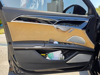 2021 AUDI A8 — миниатюра 13