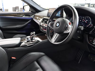 2020 BMW M5 照片 6