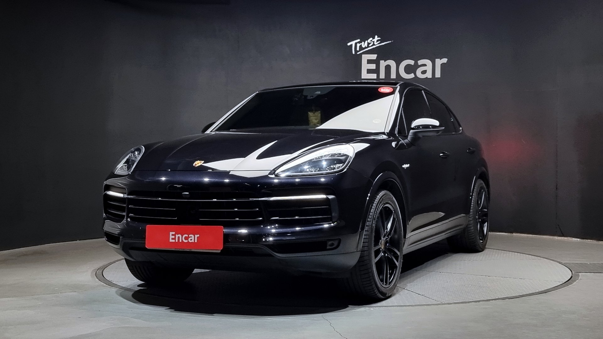 PORSCHE CAYENNE - View 1