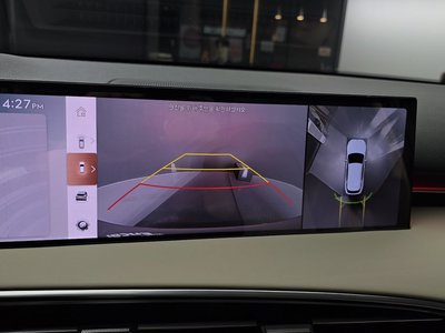 2025 Genesis GV70 — миниатюра 23