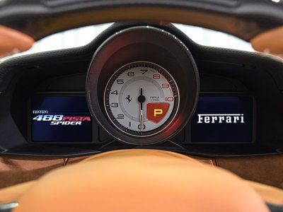 صورة 54 لـ 2021 Ferrari 488 PISTA SPIDER