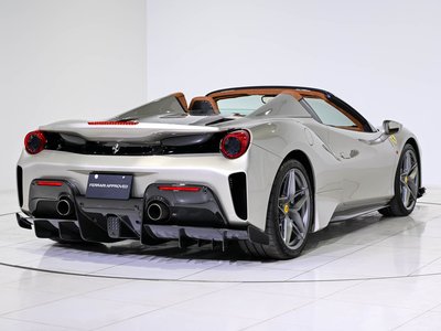 صورة 10 لـ 2021 Ferrari 488 PISTA SPIDER