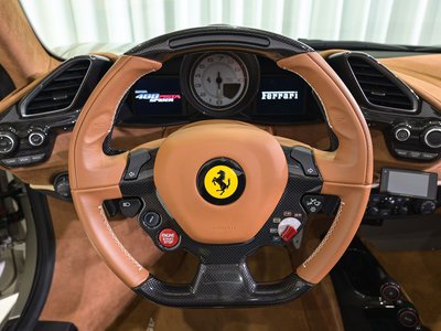 صورة 56 لـ 2021 Ferrari 488 PISTA SPIDER