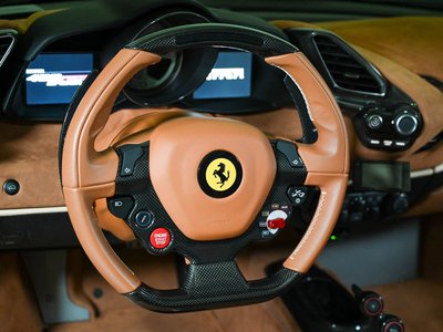 صورة 14 لـ 2021 Ferrari 488 PISTA SPIDER