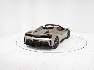 صورة 36 لـ 2021 Ferrari 488 PISTA SPIDER