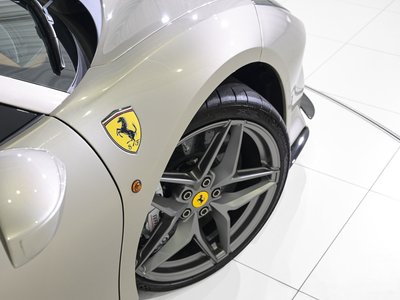 صورة 33 لـ 2021 Ferrari 488 PISTA SPIDER