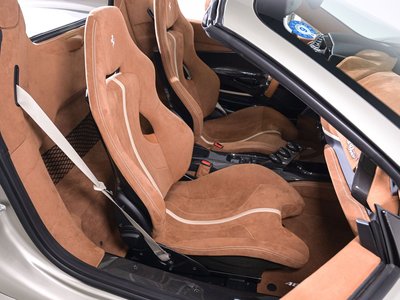 صورة 44 لـ 2021 Ferrari 488 PISTA SPIDER