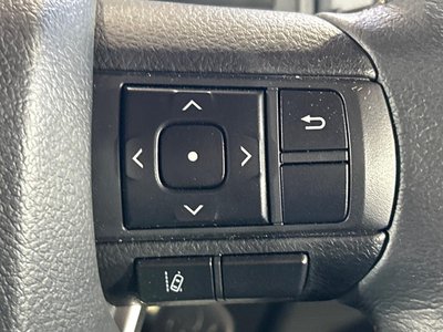 TOYOTA LAND CRUISER - 7