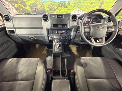 TOYOTA LAND CRUISER - 2