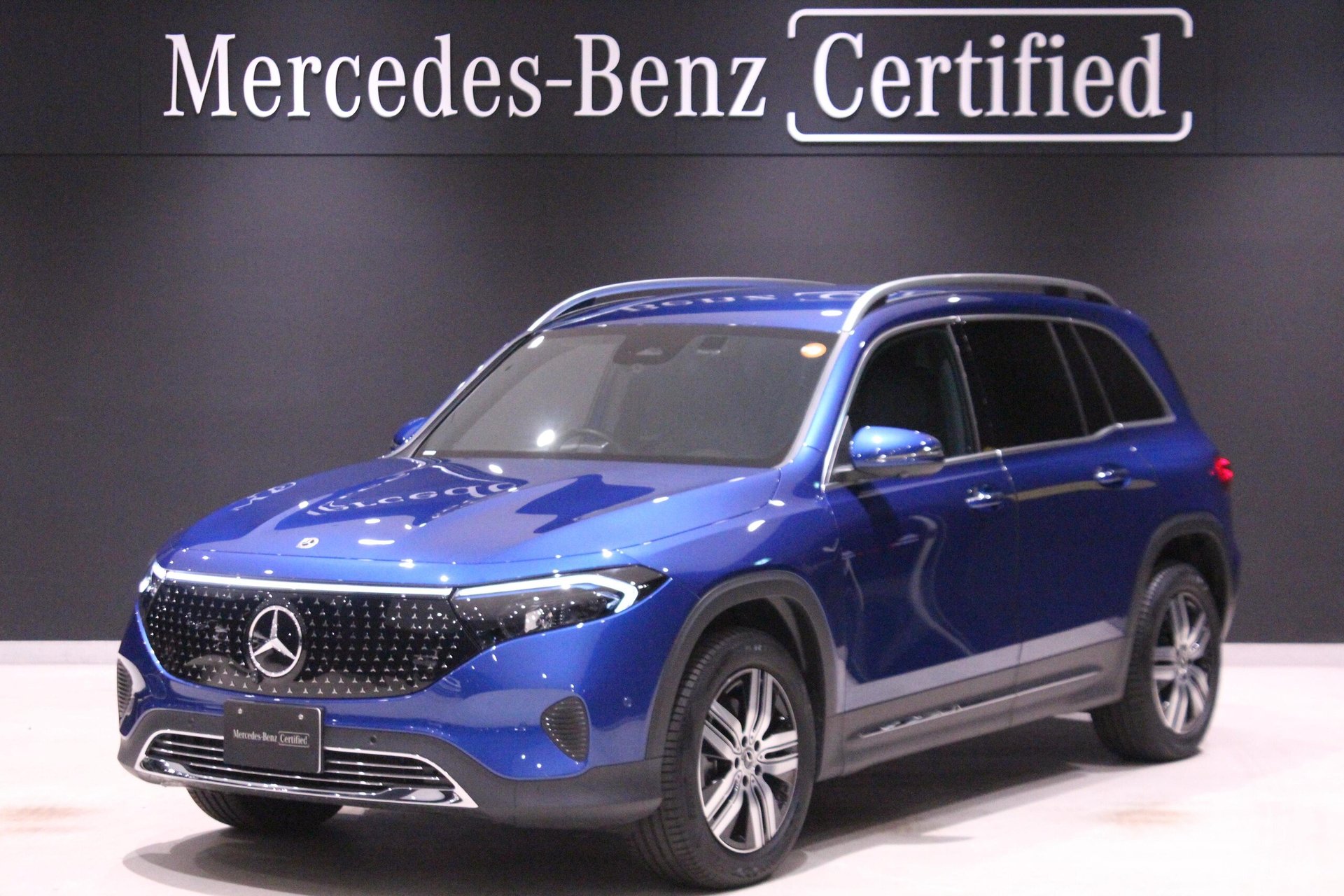 MERCEDES-BENZ EQB - View 1