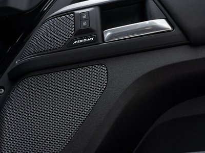 2024 LAND Rover DEFENDER — фото 9
