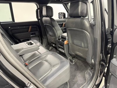 LAND ROVER DEFENDER - 4
