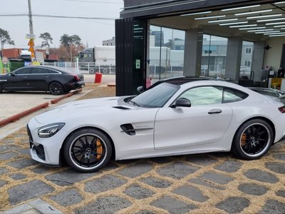 MERCEDES-BENZ GT AMG - 5