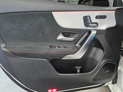 2025 Mercedes-BENZ A-CLASS 缩略图 11
