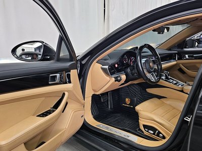 PORSCHE PANAMERA - 10