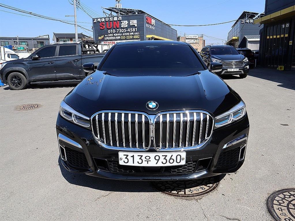 BMW 7 SERIES - View 1