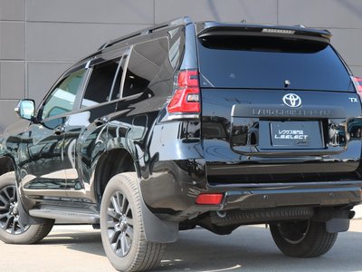 TOYOTA LAND CRUISER PRADO - 7