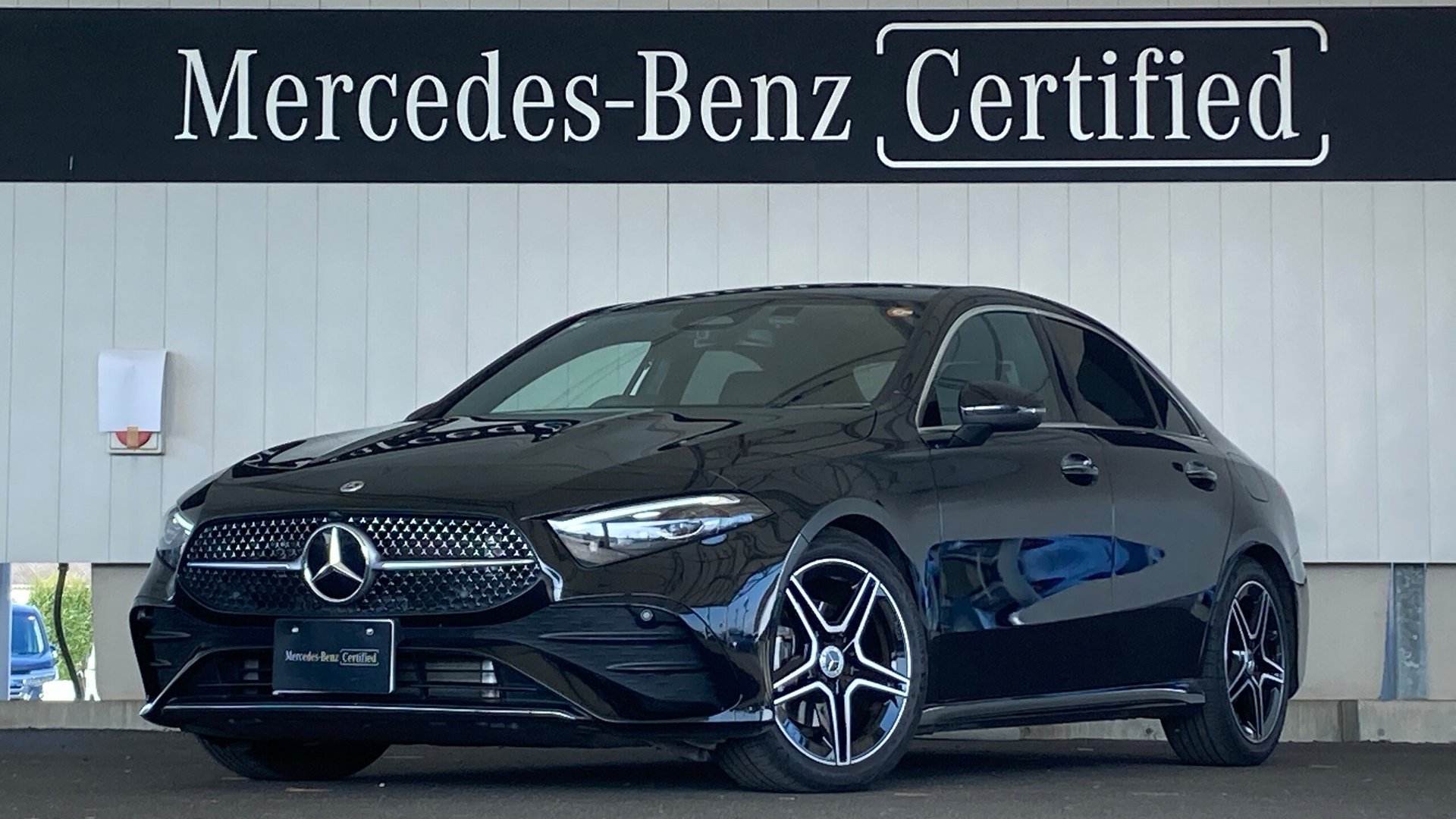 MERCEDES-BENZ A-CLASS SEDAN - View 1