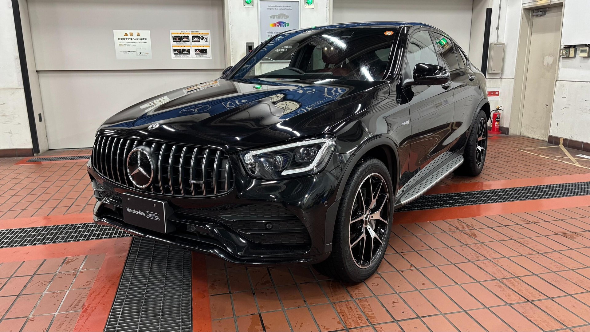 MERCEDES-BENZ GLC COUPE AMG - View 1