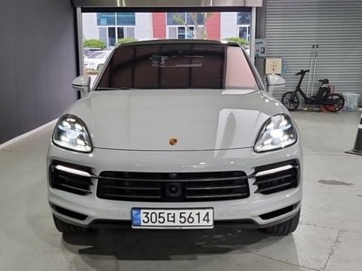 PORSCHE CAYENNE - 1