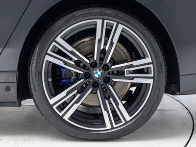 BMW I7 - 6
