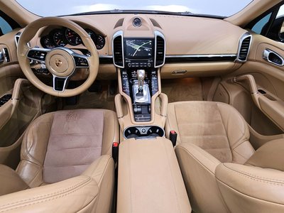 PORSCHE CAYENNE - 5