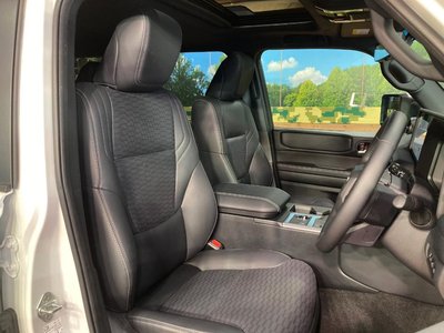 TOYOTA LAND CRUISER 250 - 9