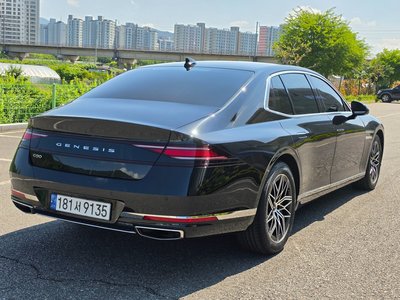 صورة 5 لـ 2022 Genesis G90 (RS4)