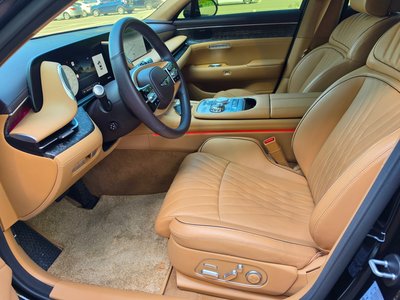 صورة 10 لـ 2022 Genesis G90 (RS4)