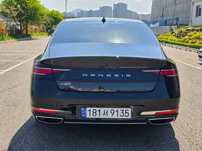 صورة 3 لـ 2022 Genesis G90 (RS4)