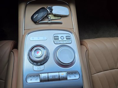 2022 Genesis G90 (RS4) — миниатюра 14