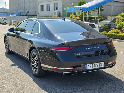 صورة 7 لـ 2022 Genesis G90 (RS4)