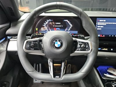 2024 BMW 5 SERIES — миниатюра 19