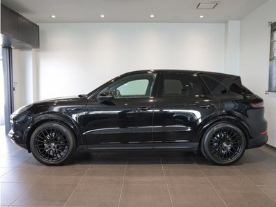 PORSCHE CAYENNE - 2