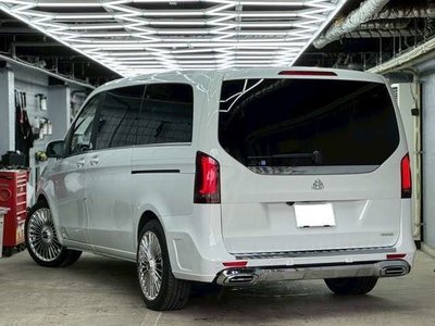 MERCEDES-BENZ V-CLASS - 10