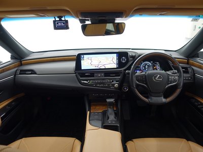 LEXUS ES - 7