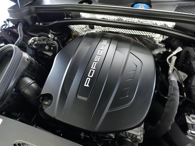 2021 Porsche MACAN thumbnail 66