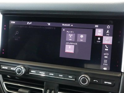 2021 Porsche MACAN thumbnail 26