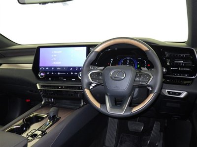 LEXUS RX - 8