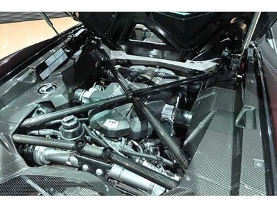 LAMBORGHINI AVENTADOR ROADSTER - 4