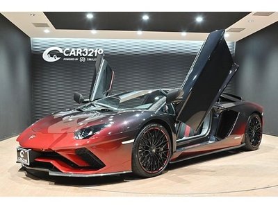 LAMBORGHINI AVENTADOR ROADSTER - 1